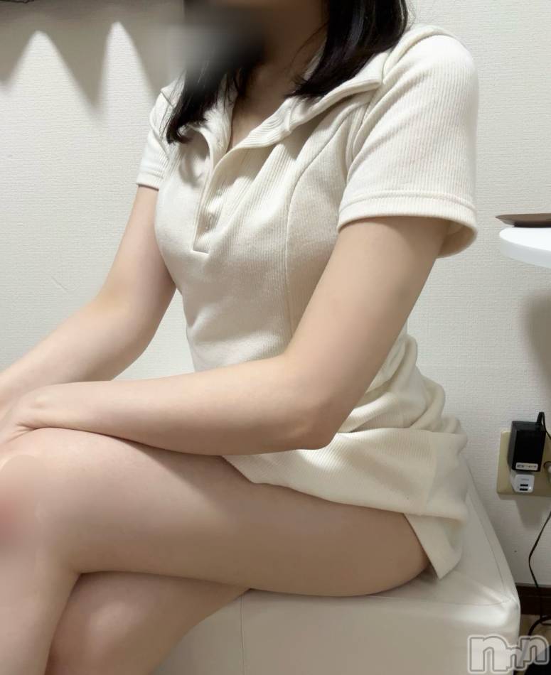 新潟メンズエステ(マイロ)の2025年12月11日お店速報「本日一撃開催✨新人ゆいさん出勤！初めて会う女の子に限り4,000円割引✨」