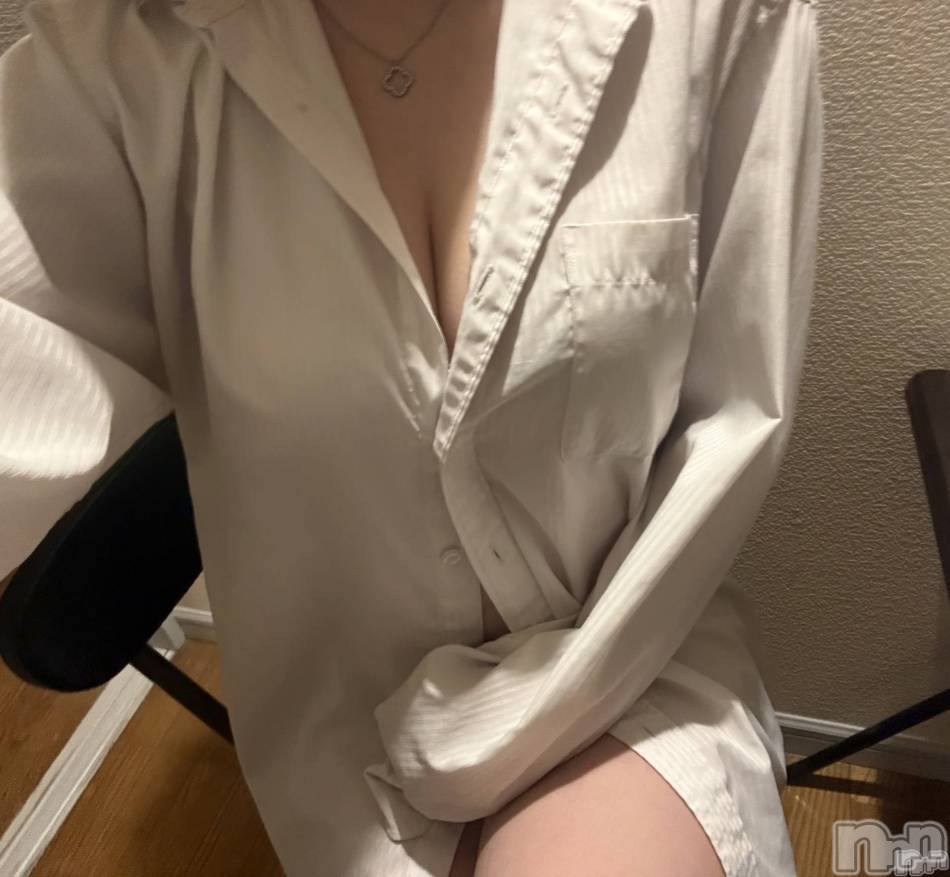 新潟メンズエステ(マイロ)の2026年1月9日お店速報「リピーター続出あかりさん今すぐ～ご案内可能✨」