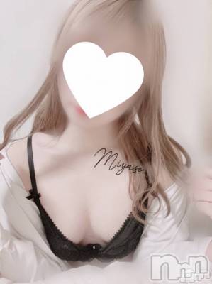宮瀬 よる(23) 身長155cm、スリーサイズB82(B).W57.H85。新潟風俗エステ Feerique ～フェリーク～(フェリーク)在籍。