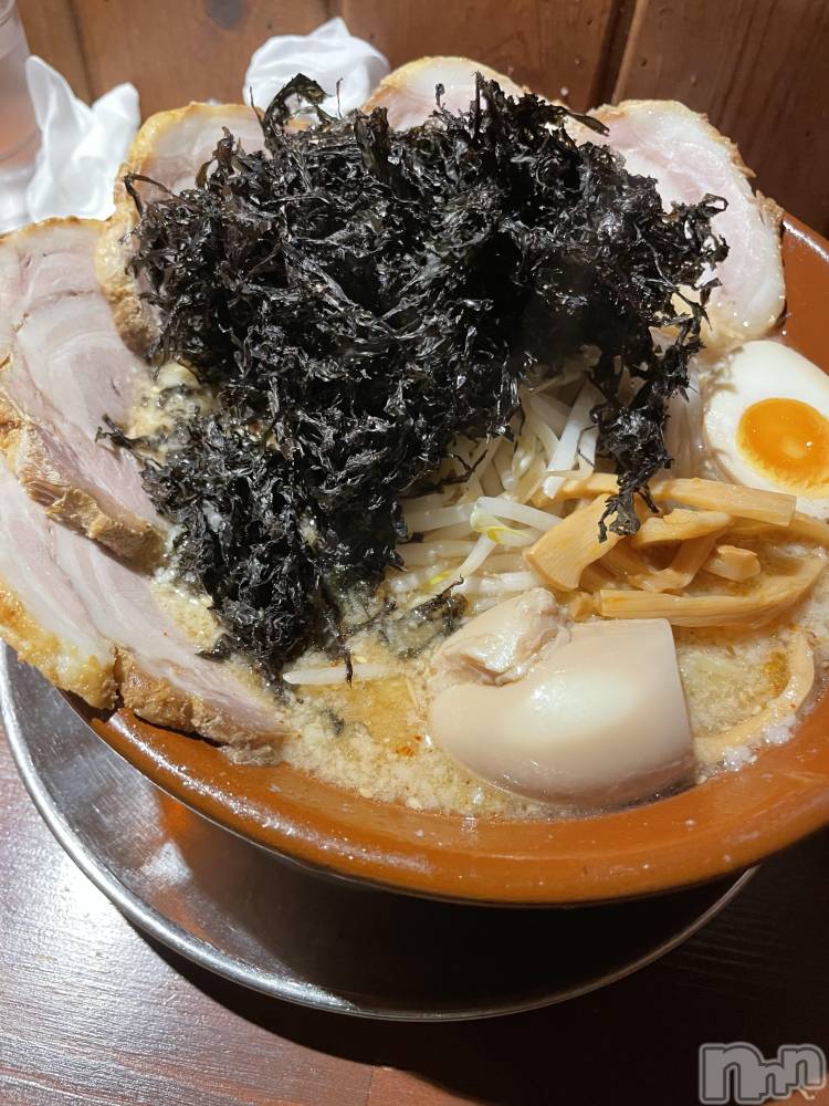 長岡デリヘル長岡風俗出張アロママッサージ(ナガオカフウゾクシュッチョウアロママッサージ) ひろ☆王様可☆(25)の11月5日写メブログ「出勤しました」