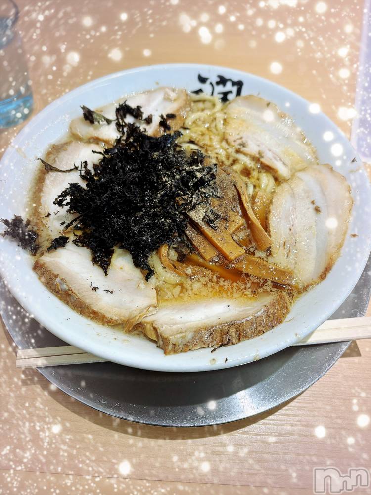 長岡デリヘル長岡風俗出張アロママッサージ(ナガオカフウゾクシュッチョウアロママッサージ) ひろ☆王様可☆(25)の5月10日写メブログ「こんにちは」