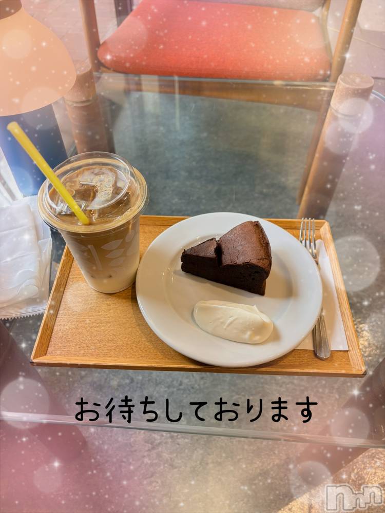 長岡デリヘル長岡風俗出張アロママッサージ(ナガオカフウゾクシュッチョウアロママッサージ) ひろ☆王様可☆(25)の5月17日写メブログ「こんにちは」
