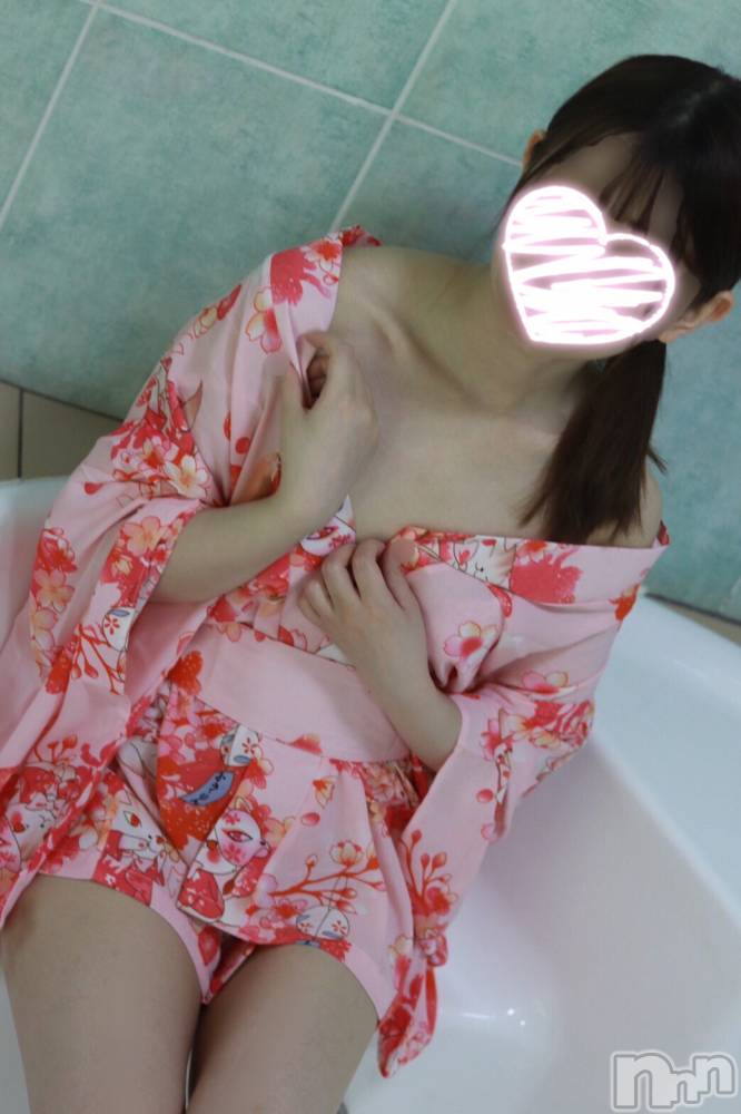 新潟手コキsleepy girl(スリーピーガール) なぎちゃん(20)の8月13日写メブログ「僕の秋を彩ってよ」