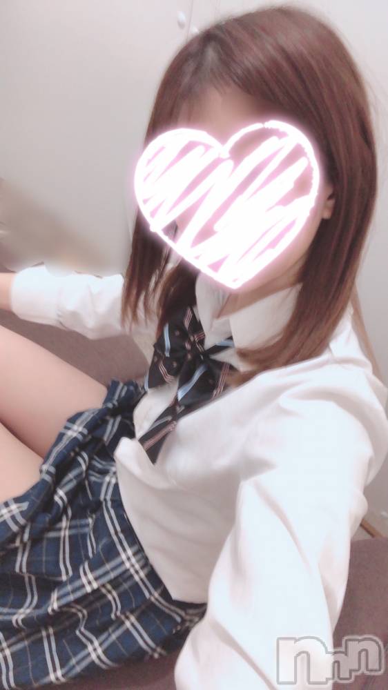 新潟手コキsleepy girl(スリーピーガール) なぎちゃん(22)の8月23日写メブログ「雨で寝れちゃったから一緒にお風呂入ろ？」