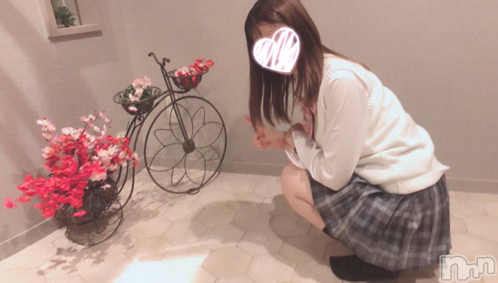 新潟手コキsleepy girl(スリーピーガール) なぎちゃん(20)の10月12日写メブログ「教え子をラブホに連れて来た。」