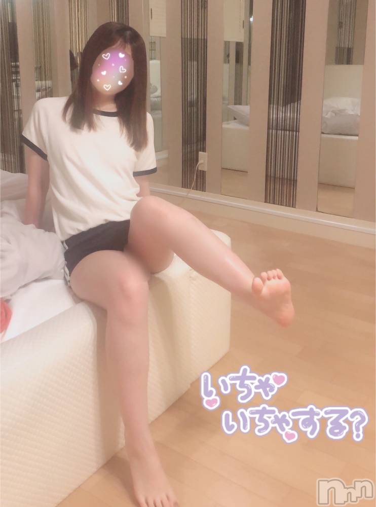 新潟手コキsleepy girl(スリーピーガール) なぎちゃん(22)の10月13日写メブログ「夜の大運動会は盛大にね💕」