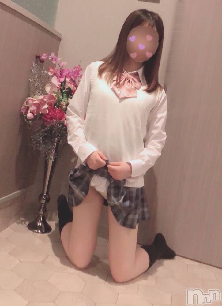 新潟手コキsleepy girl(スリーピーガール) なぎちゃん(22)の10月24日写メブログ「身体は‥大人だもんっ」
