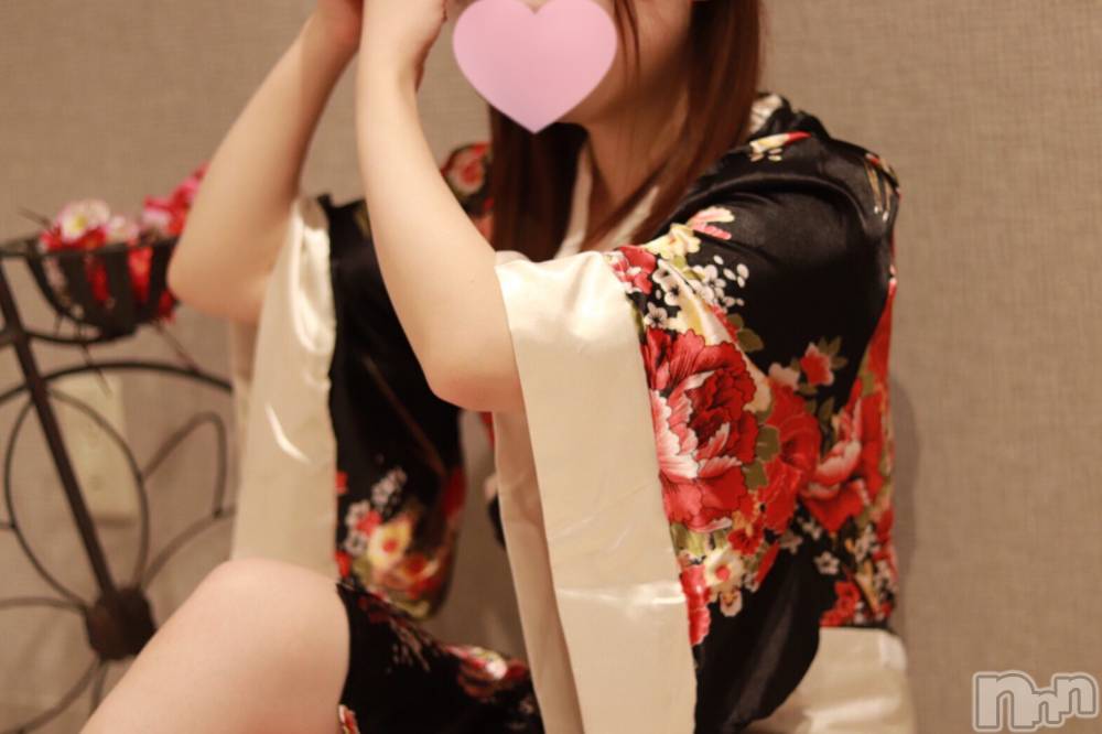 新潟手コキsleepy girl(スリーピーガール) なぎちゃん(22)の12月3日写メブログ「勃ってきちゃった」