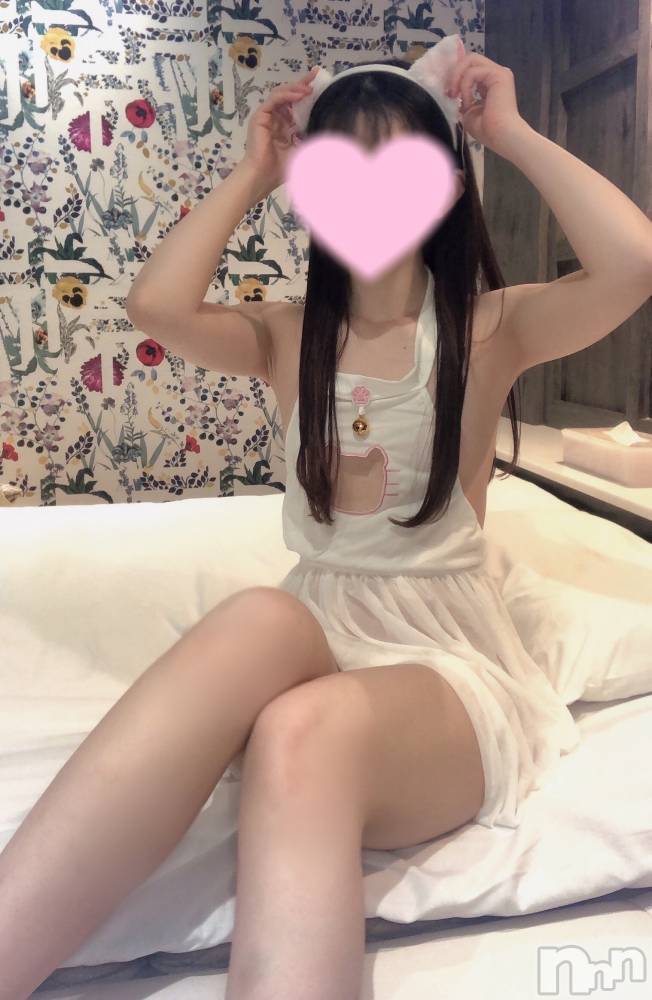 新潟手コキsleepy girl(スリーピーガール) なぎちゃん(22)の10月4日写メブログ「舐めてる時の顔♡」