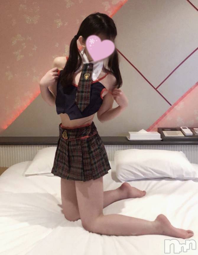 新潟手コキsleepy girl(スリーピーガール) なぎちゃん(20)の2月11日写メブログ「夜ふかししてる？」