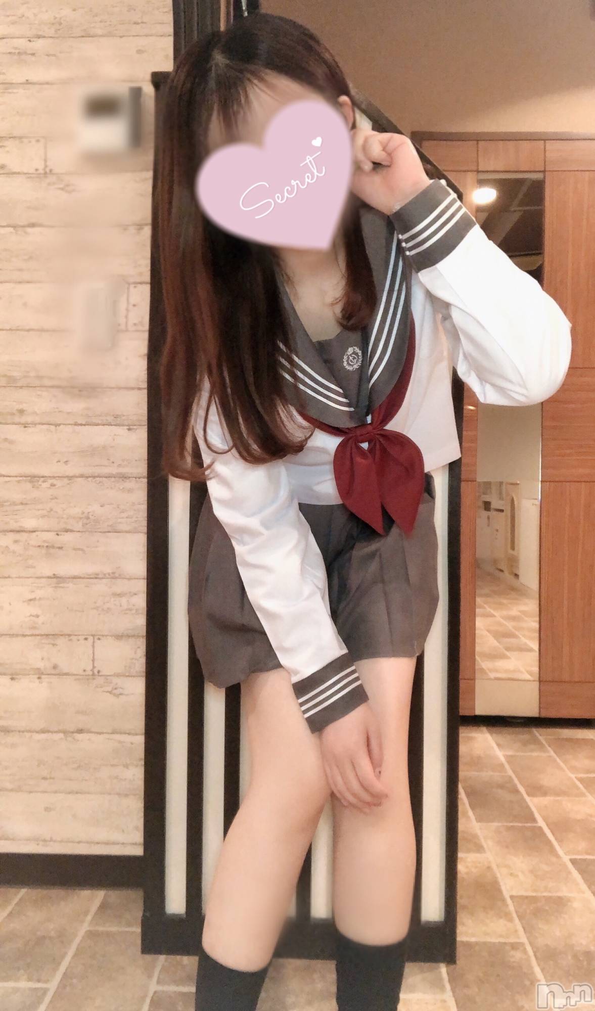 新潟手コキsleepy girl(スリーピーガール)なぎちゃん(22)の2022年3月5日写メブログ「朝勃ち、見せてみて？」