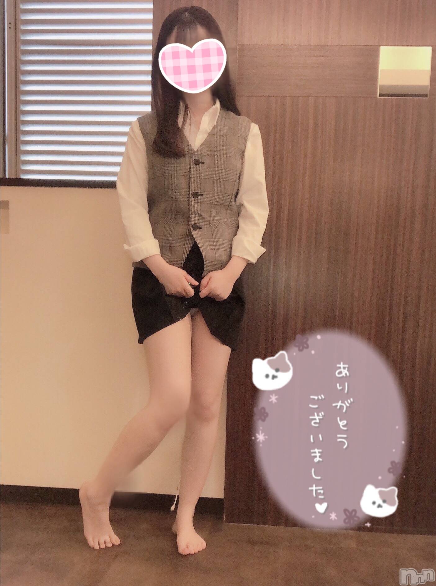 新潟手コキsleepy girl(スリーピーガール)なぎちゃん(22)の2022年10月22日写メブログ「会って3秒で‥」