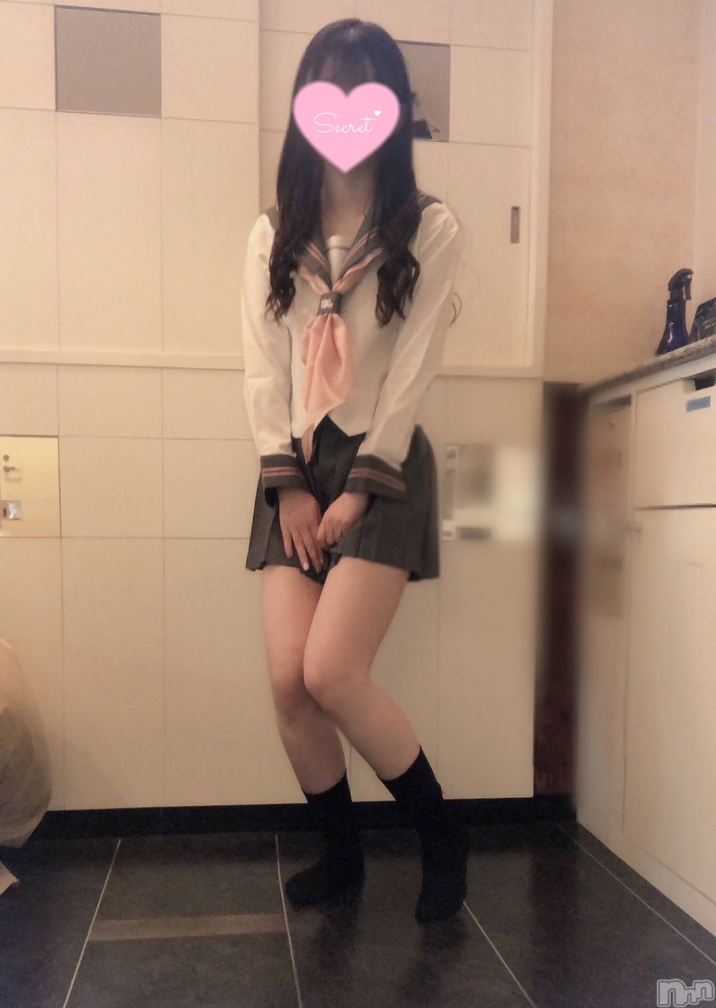 新潟手コキsleepy girl(スリーピーガール)なぎちゃん(20)の2023年3月22日写メブログ「昼間から熱く‥♡」