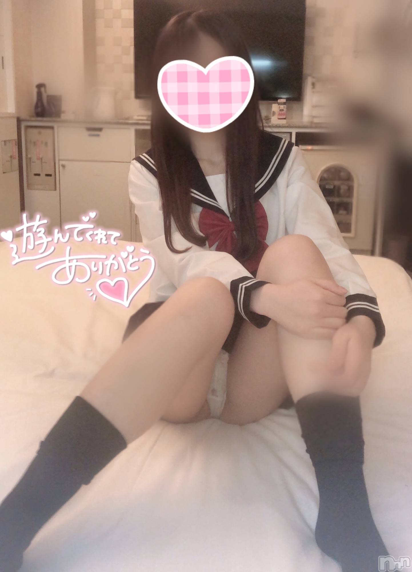 新潟手コキsleepy girl(スリーピーガール)なぎちゃん(22)の2023年6月1日写メブログ「ドコ見てんの？」