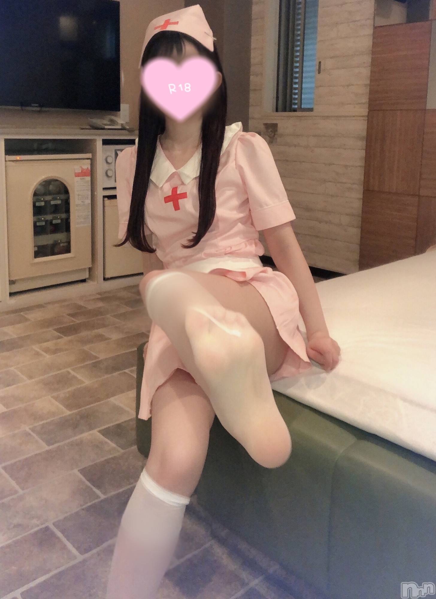 新潟手コキsleepy girl(スリーピーガール)なぎちゃん(20)の2023年7月2日写メブログ「襲われる動画観ながら…。」