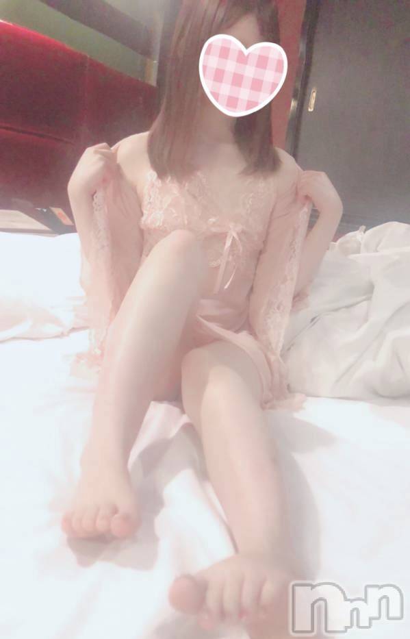 新潟手コキsleepy girl(スリーピーガール)なぎちゃん(22)の2024年4月1日写メブログ「同時攻めは好き？」