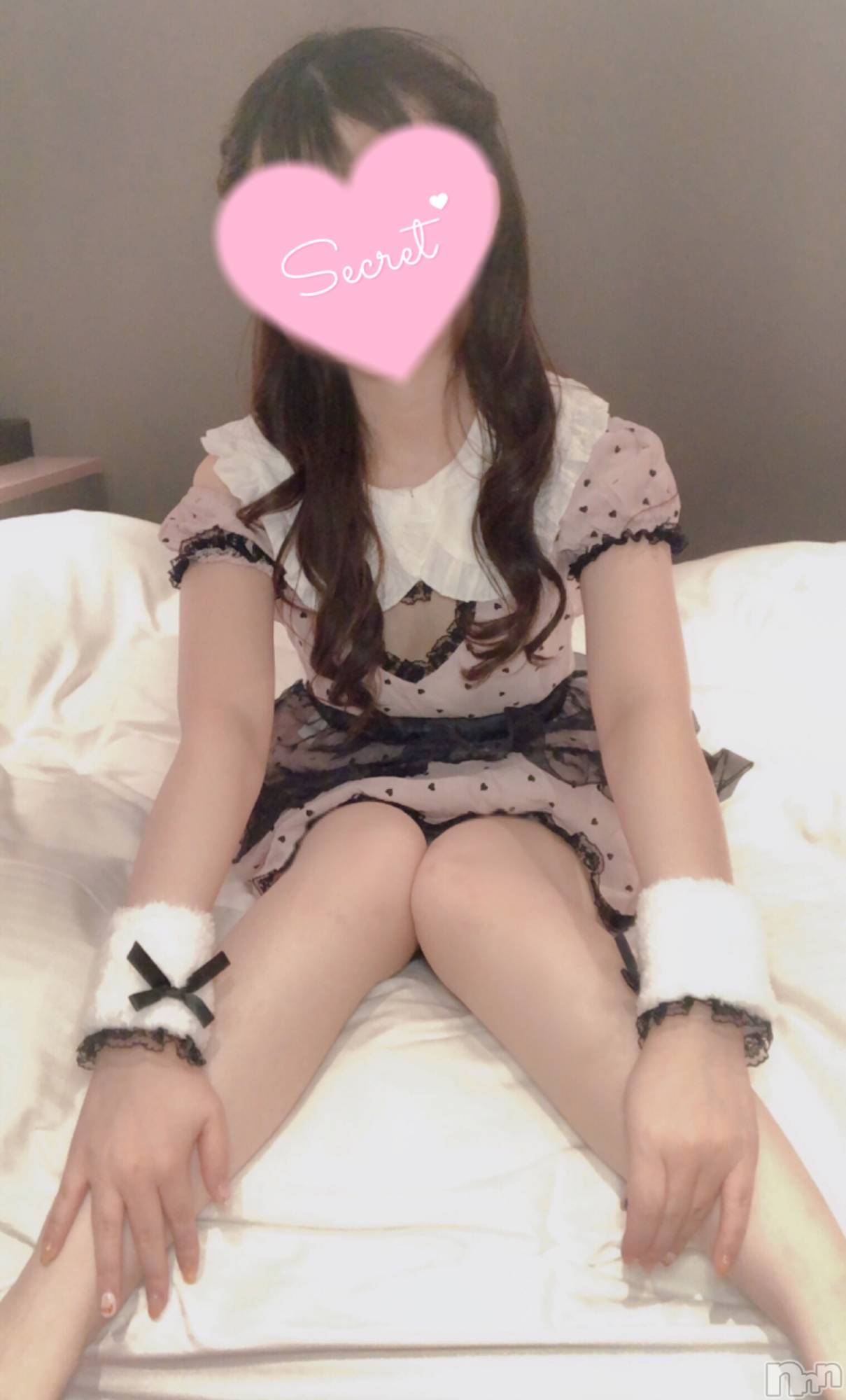 新潟手コキsleepy girl(スリーピーガール)なぎちゃん(22)の2024年10月6日写メブログ「画面から、いい匂いがする。」
