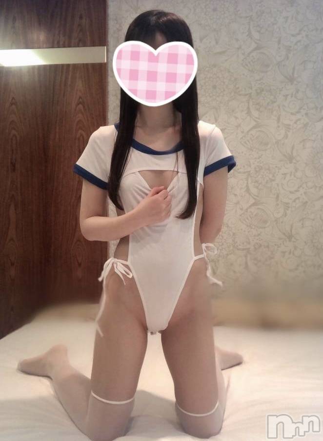 新潟手コキsleepy girl(スリーピーガール)なぎちゃん(22)の2024年11月29日写メブログ「木枯らしに襟を立てる季節になっても」