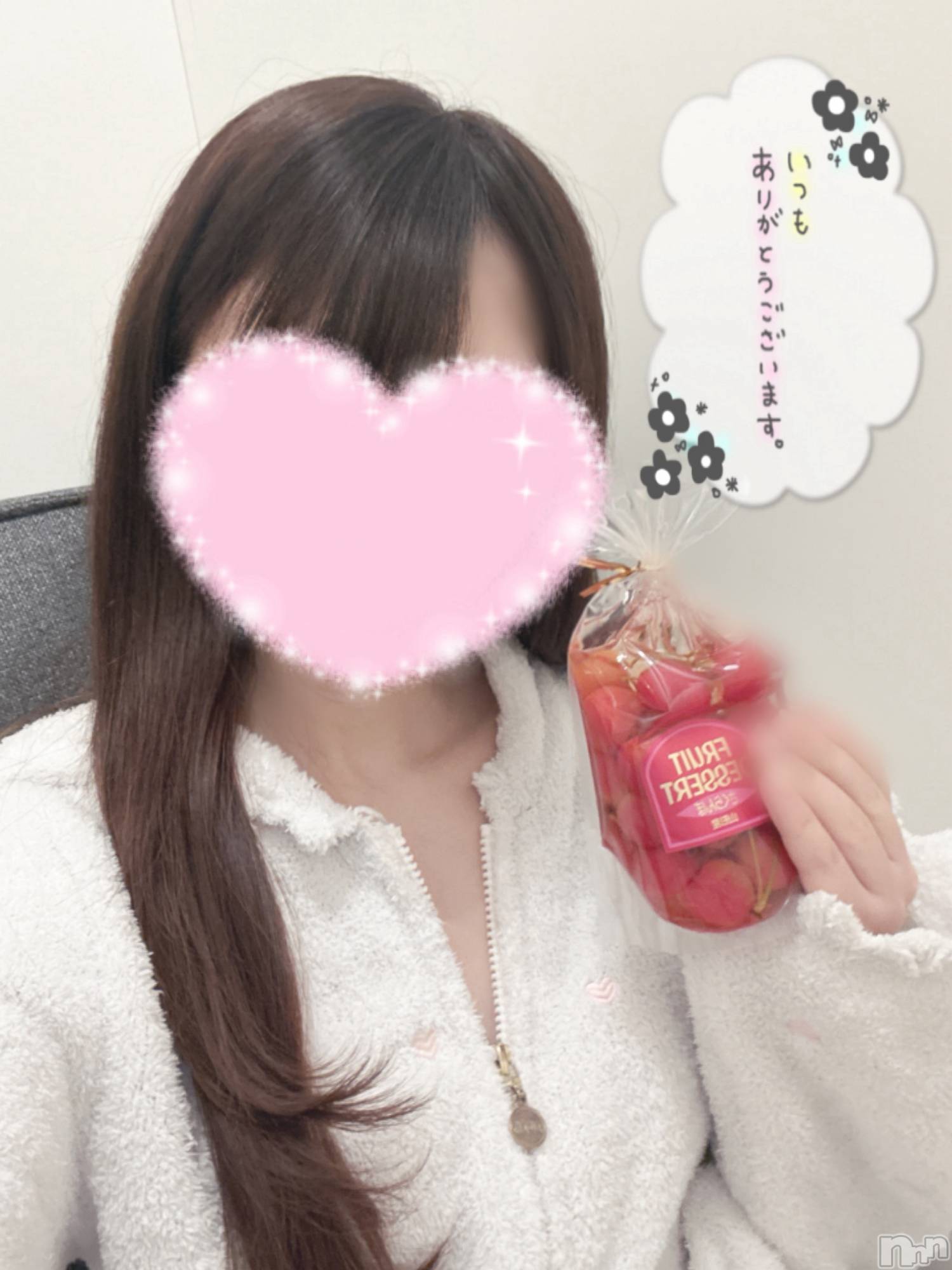 新潟手コキsleepy girl(スリーピーガール)なぎちゃん(22)の2025年4月18日写メブログ「小さいお口と手で…♡」