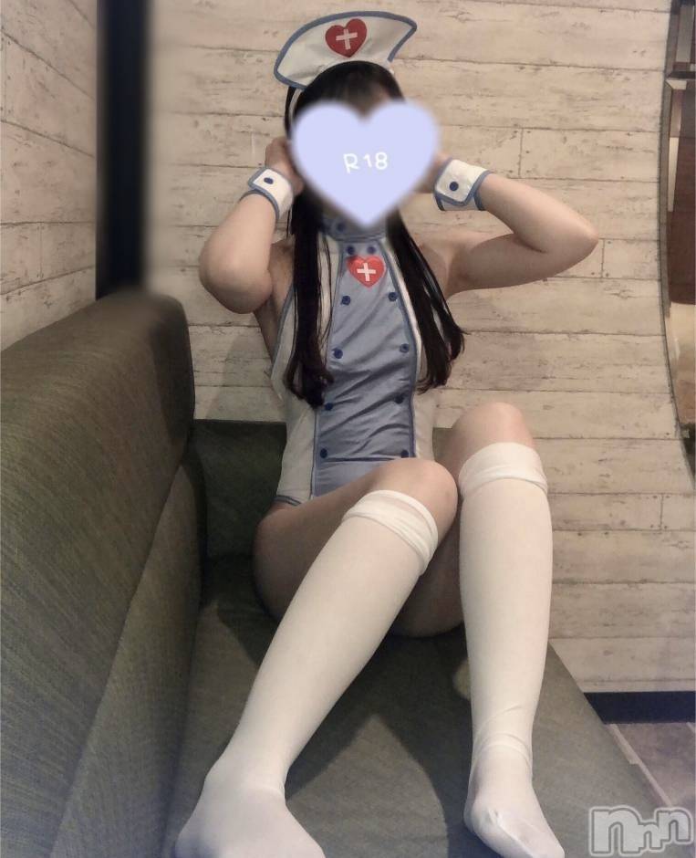新潟手コキsleepy girl(スリーピーガール)なぎちゃん(22)の2025年4月26日写メブログ「推しの香水略して」