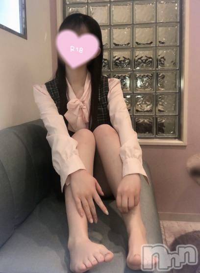 新潟手コキsleepy girl(スリーピーガール)なぎちゃん(22)の2025年9月19日写メブログ「胸ばっかみて‥。」