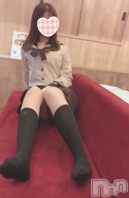 新潟手コキ sleepy girl(スリーピーガール) なぎちゃん(22)の10月31日写メブログ「思わせぶりに唇ぬらし」