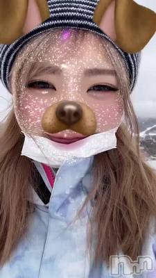 졪