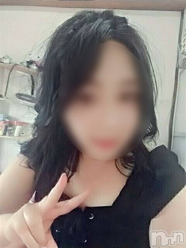 新潟人妻デリヘル(シタゴコロ)の2021年8月15日お店速報「篠原奥様(40) 超美魔女♪ ３日間限定！」