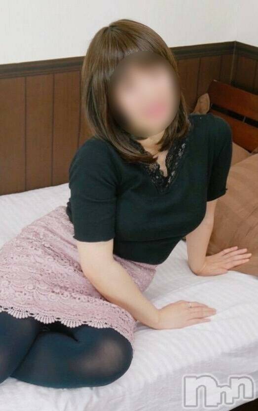 新潟人妻デリヘル(シタゴコロ)の2021年7月31日お店速報「7月31日 11時30分のお店速報」