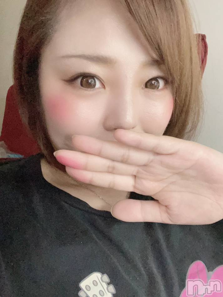 新潟人妻デリヘル(シタゴコロ)の2023年9月18日お店速報「茜(あかね)奥様 (35)　9/18(月)　初出勤💕　期間限定奥様です💕」