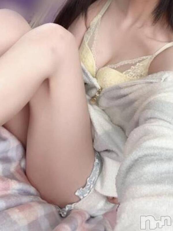 新潟人妻デリヘル(シタゴコロ)の2025年5月12日お店速報「5/12(月)　某有名人気メンエス嬢！本日デリヘル初出勤💖」