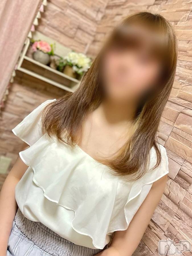 佐久発デリヘル(キラメキ~スパークル~)の2022年3月19日お店速報「体験最終日めるちゃん18歳♪残り一枠です」