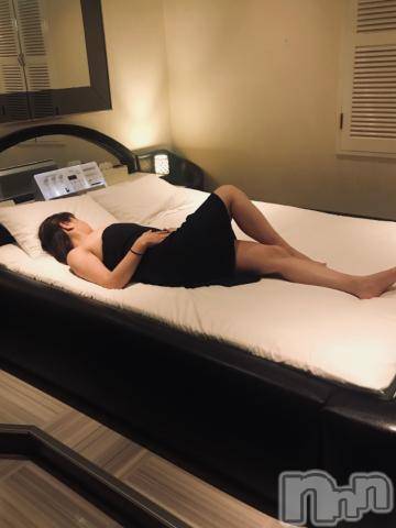 新潟デリヘル五十路マダム新潟店(カサブランカグループ)(イソジマダムニイガタテン) 宮下かずき(51)の4月19日写メブログ「4/18のお礼です。きよいじゃつす」