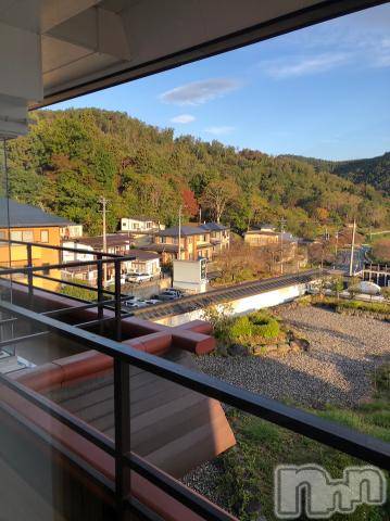 新潟デリヘル五十路マダム新潟店(カサブランカグループ)(イソジマダムニイガタテン)宮下かずき(51)の2022年10月22日写メブログ「こんばんは。」