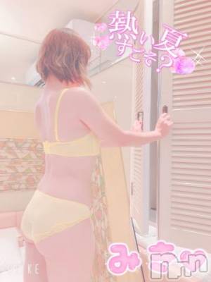 新潟デリヘル 新潟人妻デリバリーヘルス 下心 ～したごころ～(シタゴコロ) 三城(みき)奥様(36)の8月19日写メブログ「眠ってる性の扉…一緒に開こうっ♪」