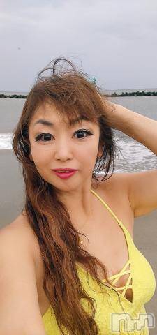 新潟デリヘル五十路マダム新潟店(カサブランカグループ)(イソジマダムニイガタテン) 山本美羽子(55)の8月9日写メブログ「やはり海にしました」