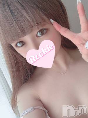 かな☆ミニマムロリ爆乳(20) 身長143cm、スリーサイズB92(G以上).W56.H83。長岡デリヘル ROOKIE(ルーキー)在籍。