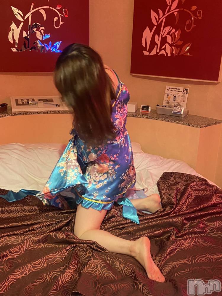 三条デリヘルLady-出稼ぎ0！地域密着デリヘル-(レディー) えみか☆超弾力おっぱい(25)の11月2日写メブログ「先月はありがとうございました🥰🫶」