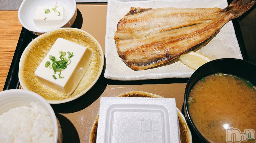 諏訪デリヘルThree＆Men’s Spa(スリー＆メンズスパ) ゆかりスリー(36)の10月30日写メブログ「こんにちは」