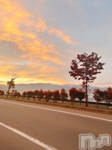 諏訪デリヘルThree＆Men’s Spa(スリー＆メンズスパ)ゆかりスリー(36)の2022年11月25日写メブログ「こんにちは♪」