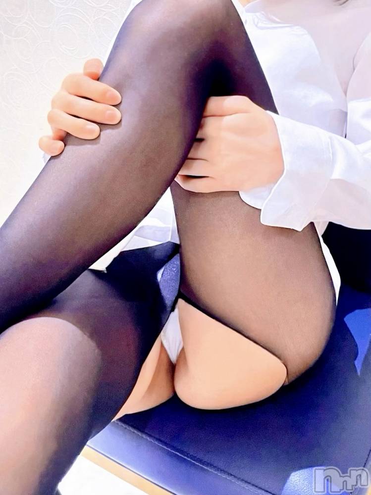 新潟デリヘルGRACE　新潟(グレース　ニイガタ) 凪【なぎ】(26)の11月22日写メブログ「🌙夜がやさしくなりますように🪽💗✨」