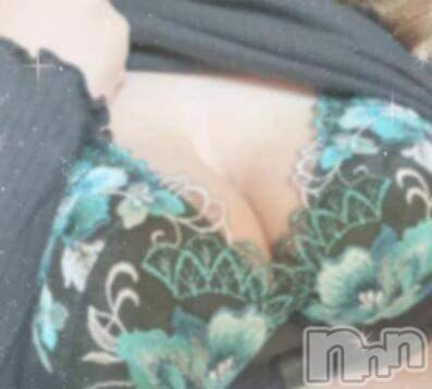 新潟人妻デリヘル新潟人妻デリバリーヘルス 下心 ～したごころ～(シタゴコロ) 武田(たけだ)奥様(26)の11月2日写メブログ「楽しいDarlingさん節💞」