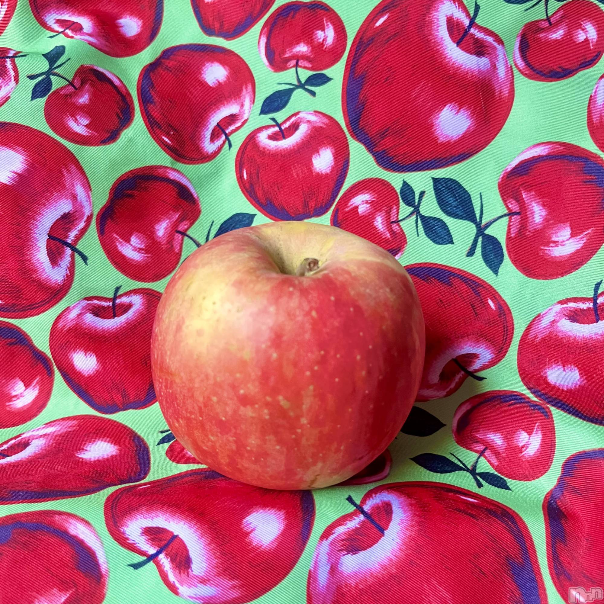 新潟デリヘルGRACE　新潟(グレース　ニイガタ)立花【たちばな】(20)の2025年10月31日写メブログ「りんごの思い出🍎」