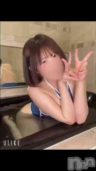立花【たちばな】の動画 【動画】夏何食べる❔🌼‎🤍