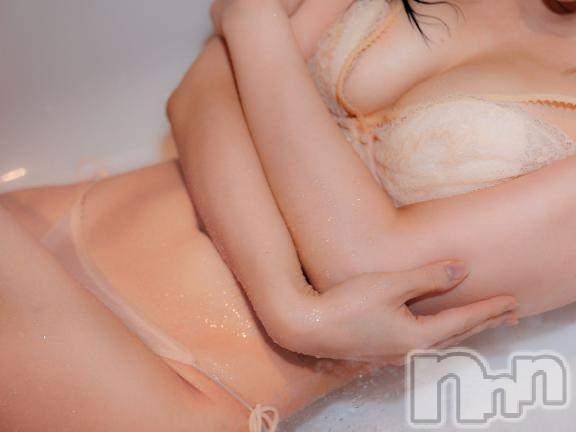 新潟人妻デリヘル新潟人妻デリバリーヘルス 下心 ～したごころ～(シタゴコロ)綺羅々(きらら)奥様(36)の2025年6月16日写メブログ「暑いと」