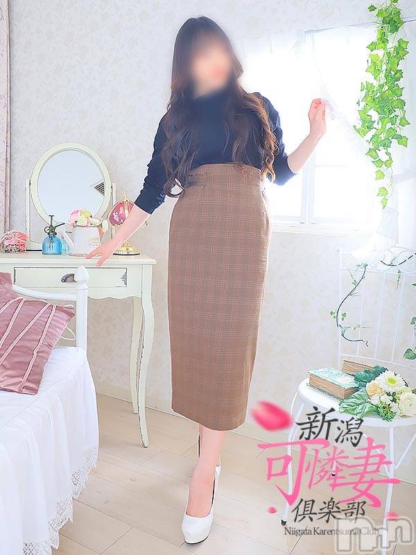 新潟人妻デリヘル新潟の可憐な妻たち～秘密の逢瀬～(ニイガタノカレンナツマタチ～ヒミツノオウセ～)由良 泉(32)の2023年8月15日写メブログ「今日も一日笑顔で💯」