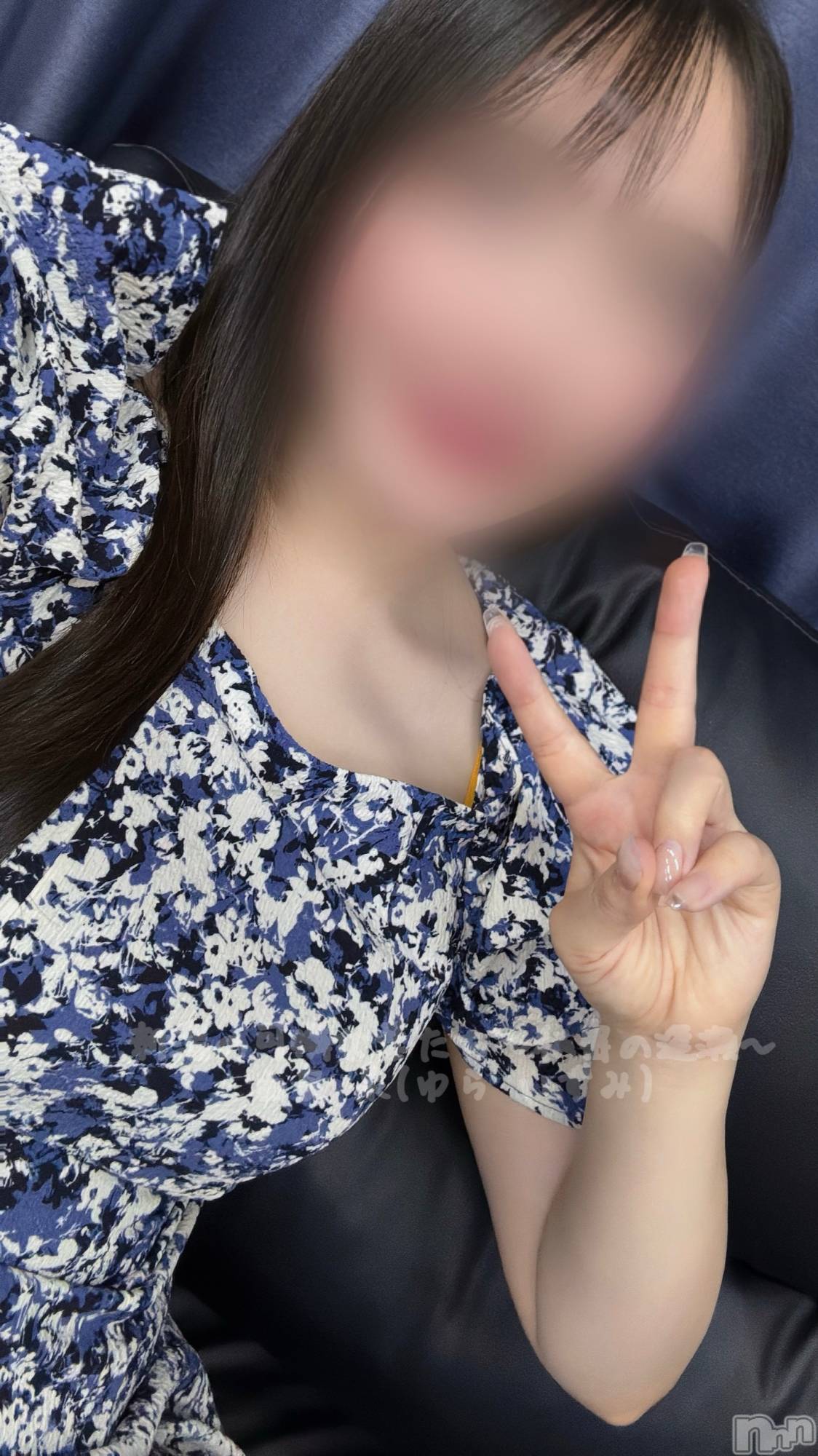 新潟人妻デリヘル新潟の可憐な妻たち～秘密の逢瀬～(ニイガタノカレンナツマタチ～ヒミツノオウセ～)由良 泉(32)の2025年8月6日写メブログ「こんな余裕そうにピースしてますが絶賛大ダメージ食らい中です。笑」