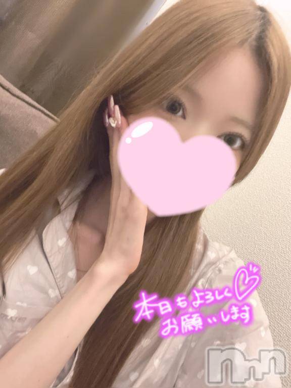 新潟手コキsleepy girl(スリーピーガール) ここみちゃん(20)の8月9日写メブログ「ジメジメ…」