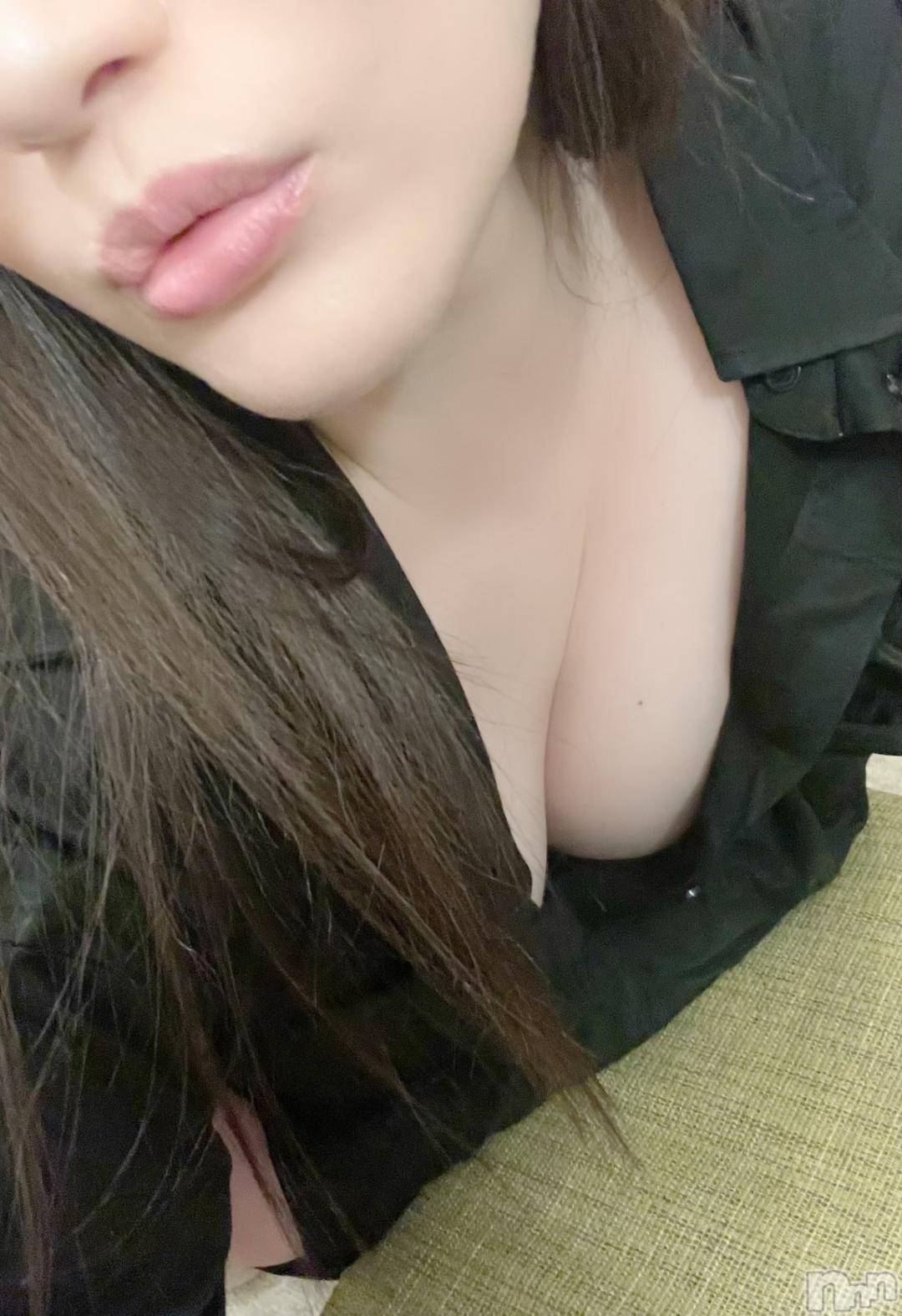 松本発人妻デリヘル松本人妻隊(マツモトヒトヅマタイ)かな(31)の2024年12月3日写メブログ「お久しぶりです🩶」