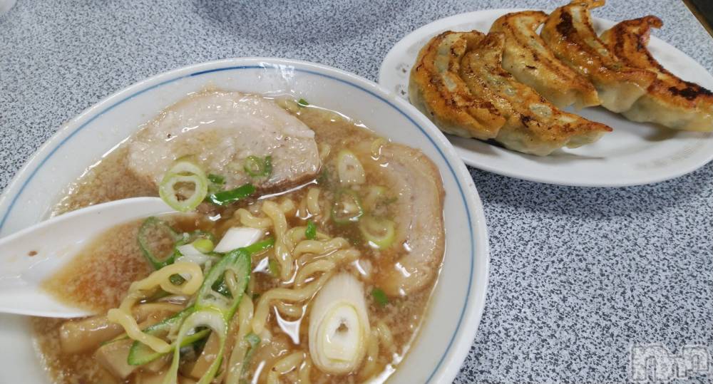 三条人妻デリヘル人妻じゅんちゃん-出稼ぎ0！地元の奥様専門-(ヒトヅマジュンチャン) 日向るり(45)の10月9日写メブログ「♪イベ＆３Ｐ♪」